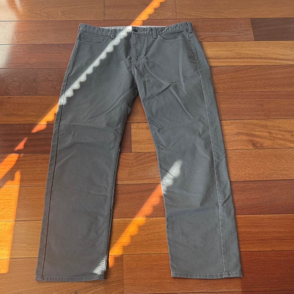 Dockers Straight Fit Gray Pants